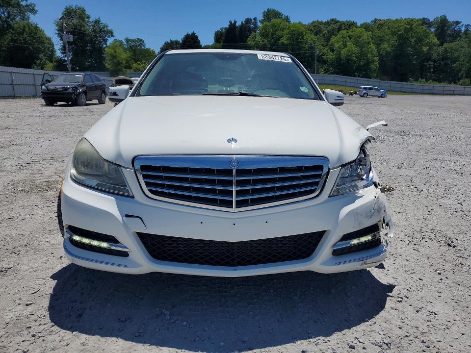 53992786 :رقم المزاد ، WDDGF4HB5DR294741 vin ، 2013 Mercedes-benz C مزاد بيع