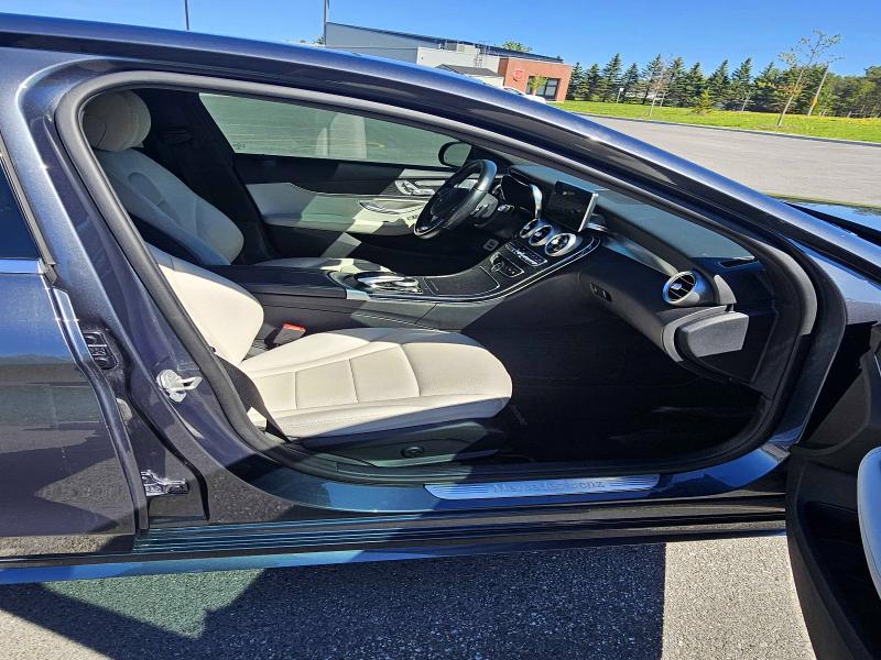 Продаж на аукціоні авто 2015 Mercedes-benz C, vin: 55SWF4KB5FU056748, номер лоту: 55233056
