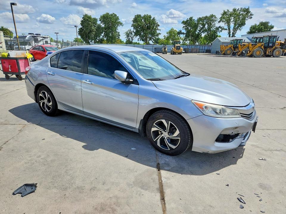Продажа на аукционе авто 2017 Honda Accord, vin: 1HGCR2F3XHA204134, номер лота: 53667396