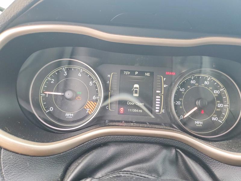 2014 Jeep Cherokee მანქანა იყიდება აუქციონზე, vin: 1C4PJLCB3EW208503, აუქციონის ნომერი: 53392386