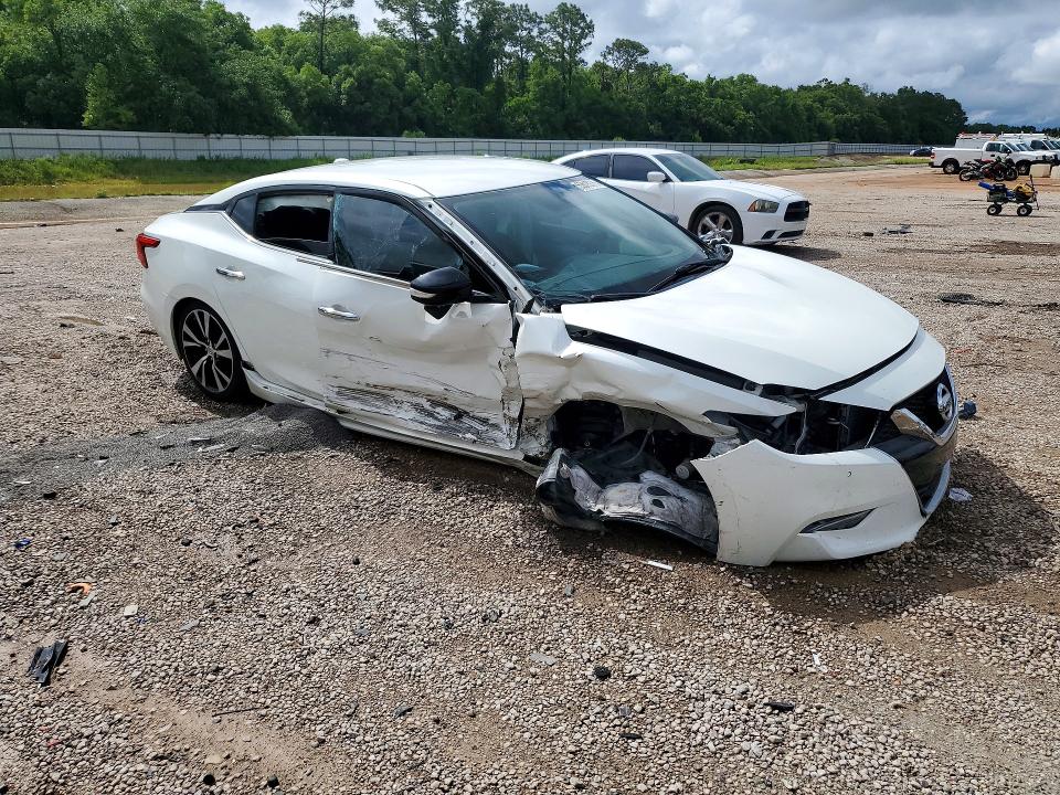 53015776 :رقم المزاد ، 1N4AA6AP9JC379859 vin ، 2018 Nissan Maxima مزاد بيع