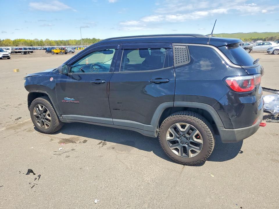 53504246 :رقم المزاد ، 3C4NJDDB7JT143702 vin ، 2018 Jeep Compass مزاد بيع