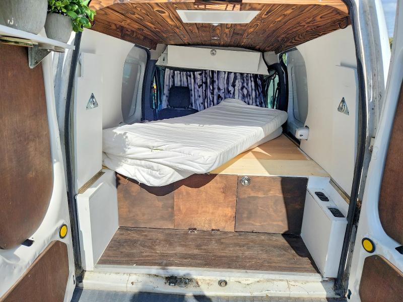 2010 Ford Transit Connect მანქანა იყიდება აუქციონზე, vin: NM0LS7AN7AT026053, აუქციონის ნომერი: 54823186