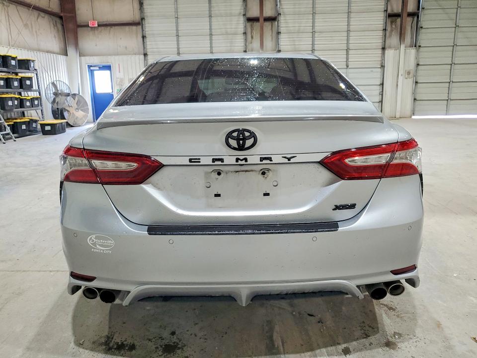 2018 Toyota Camry მანქანა იყიდება აუქციონზე, vin: 4T1B61HK0JU010455, აუქციონის ნომერი: 52785306