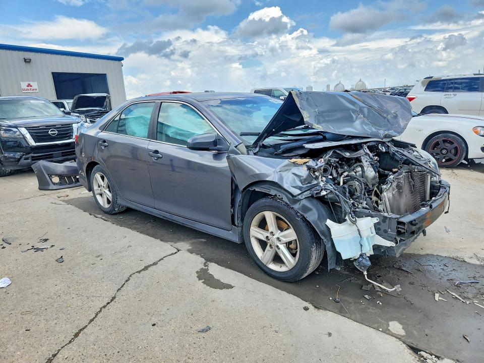2014 Toyota Camry მანქანა იყიდება აუქციონზე, vin: 4T1BF1FK1EU363943, აუქციონის ნომერი: 54625356