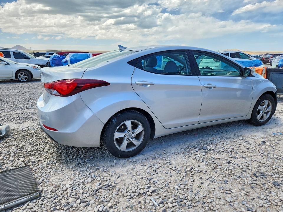 Продажа на аукционе авто 2015 Hyundai Elantra, vin: 5NPDH4AE7FH644277, номер лота: 55043236