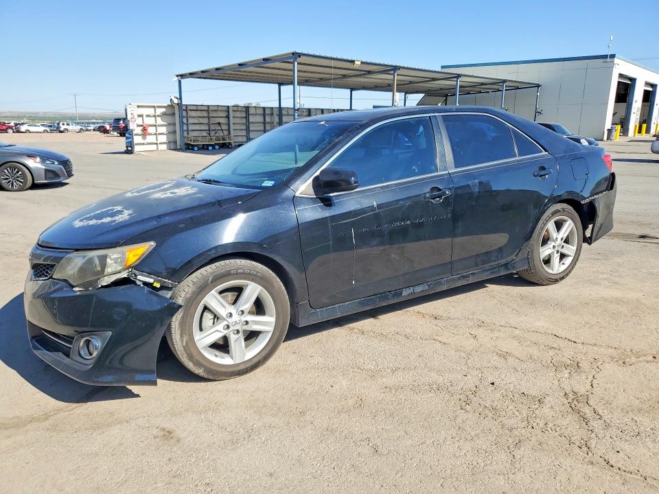 53901586 :رقم المزاد ، 4T1BF1FK6DU682768 vin ، 2013 Toyota Camry مزاد بيع