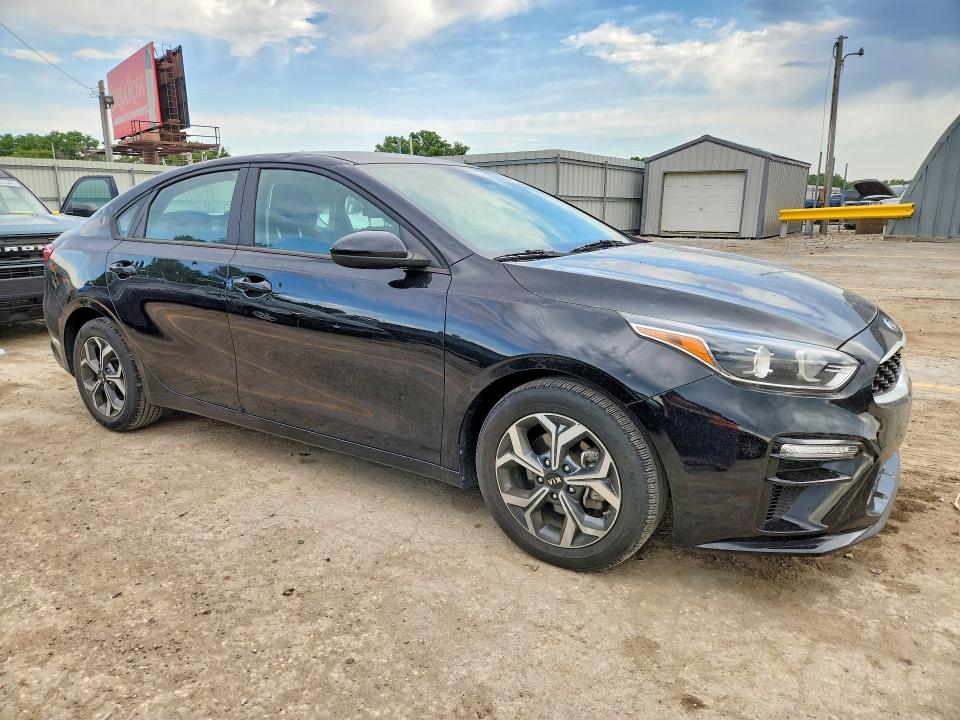 52604716 :رقم المزاد ، 3KPF24AD0ME290959 vin ، 2021 Kia Forte مزاد بيع