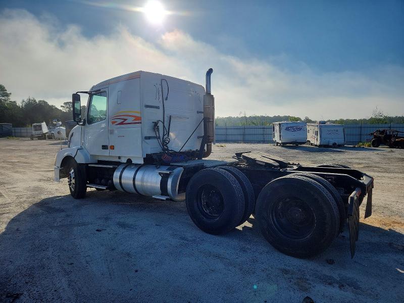 2007 Volvo Vn მანქანა იყიდება აუქციონზე, vin: 4V4NC9GH47N464293, აუქციონის ნომერი: 54648856