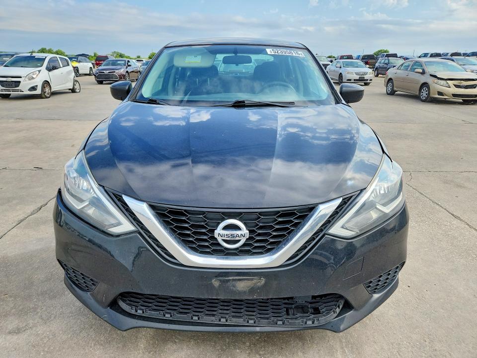 52395816 :رقم المزاد ، 3N1AB7AP3KY215712 vin ، 2019 Nissan Sentra مزاد بيع