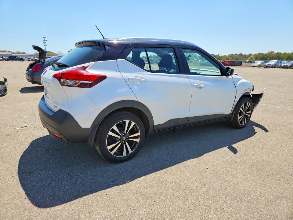 Продажа на аукционе авто 2018 Nissan Kicks, vin: 3N1CP5CU3JL518714, номер лота: 51448346