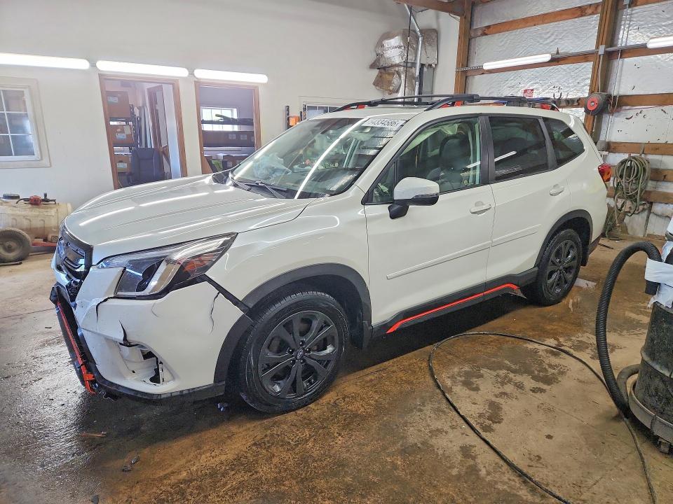 54334586 :رقم المزاد ، JF2SKAJC8NH407589 vin ، 2022 Subaru Forester مزاد بيع
