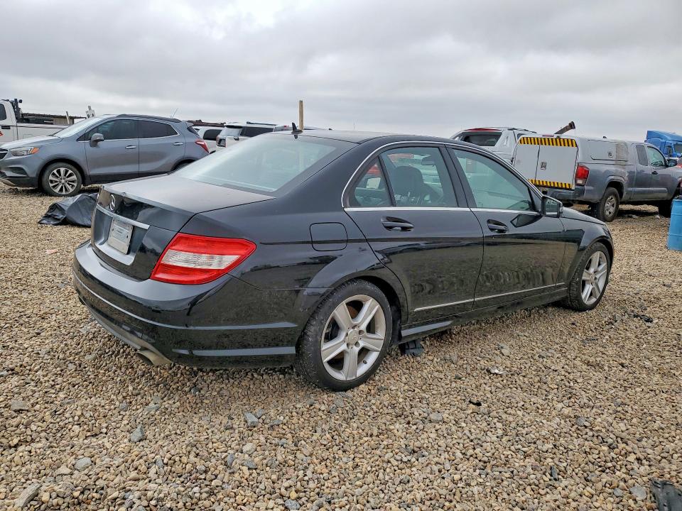 2010 Mercedes-benz C მანქანა იყიდება აუქციონზე, vin: WDDGF5EB9AR130365, აუქციონის ნომერი: 54230176