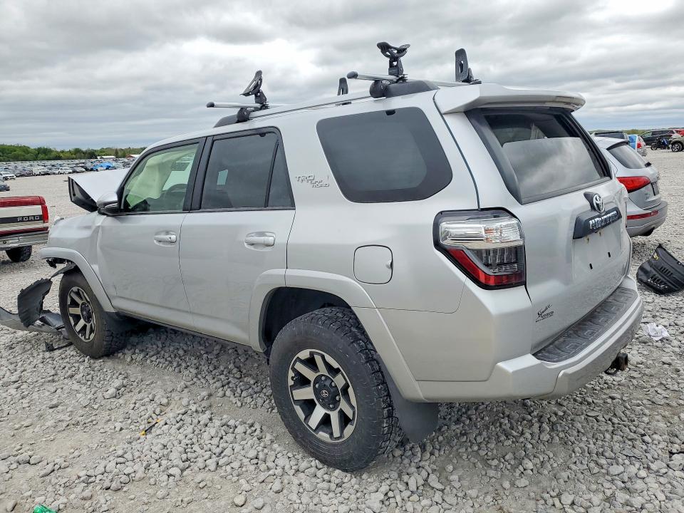 52546136 :رقم المزاد ، JTEBU5JR7H5424888 vin ، 2017 Toyota 4runner مزاد بيع