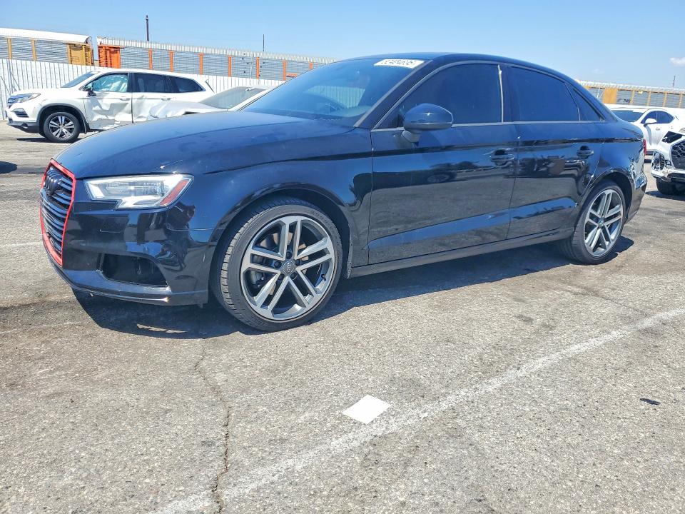 Aukcja sprzedaży 2018 Audi A3, vin: WAUAUGFFXJ1014526, numer aukcji: 52424696
