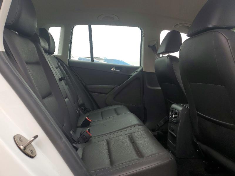 52380676 :رقم المزاد ، WVGAV7AX5GW584036 vin ، 2016 Volkswagen Tiguan مزاد بيع