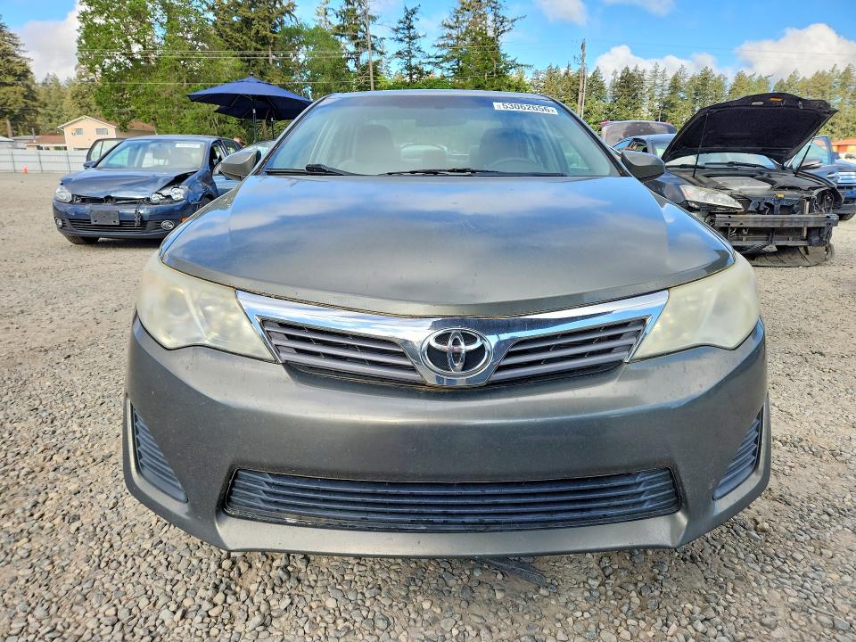 2013 Toyota Camry მანქანა იყიდება აუქციონზე, vin: 4T1BF1FK2DU718956, აუქციონის ნომერი: 53062656