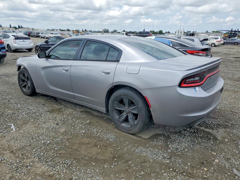 55540006 :رقم المزاد ، 2C3CDXBGXFH875325 vin ، 2015 Dodge Charger مزاد بيع