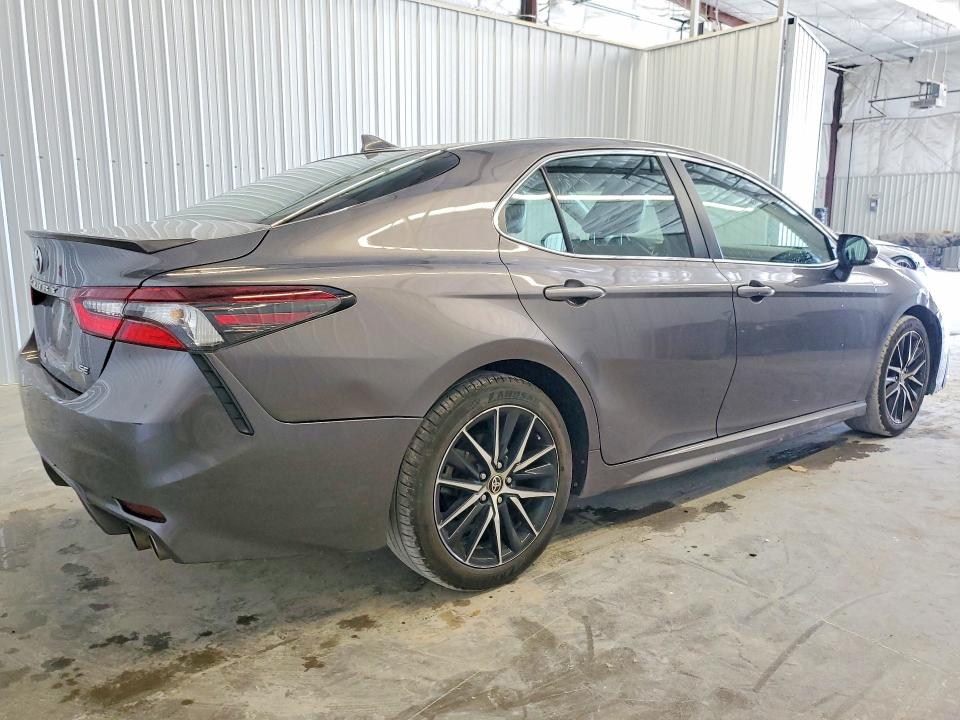 Продаж на аукціоні авто 2024 Toyota Camry, vin: 4T1G11AK0RU872813, номер лоту: 54436006