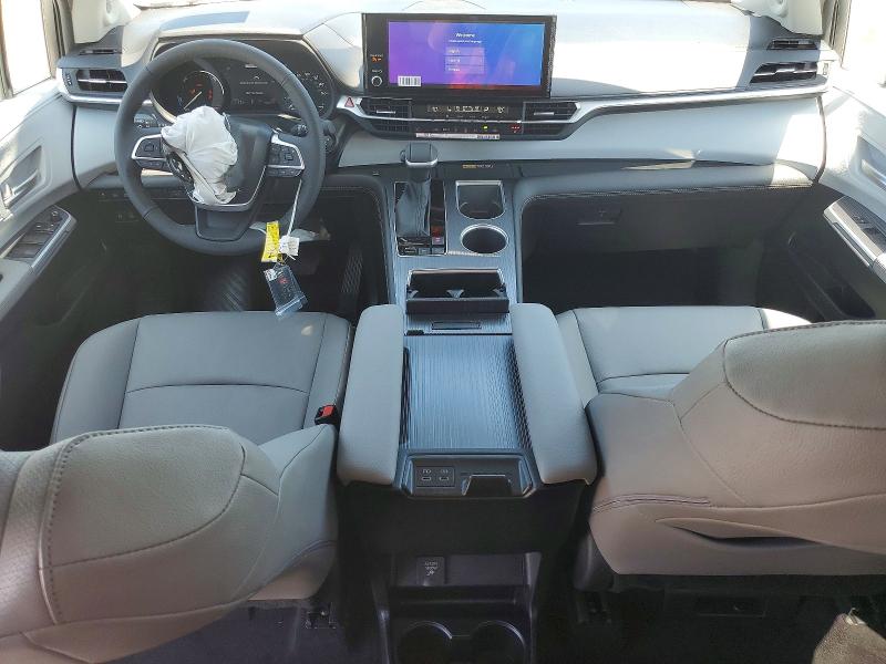 Продажа на аукционе авто 2026 Toyota Sienna, vin: 5TDYRKECXTS316613, номер лота: 55303056