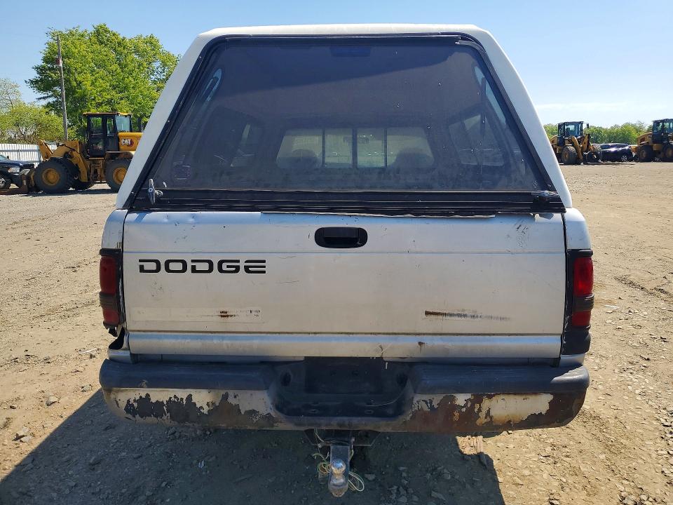 2000 Dodge Ram 1500 მანქანა იყიდება აუქციონზე, vin: 1B7HC16X61S216803, აუქციონის ნომერი: 52163626