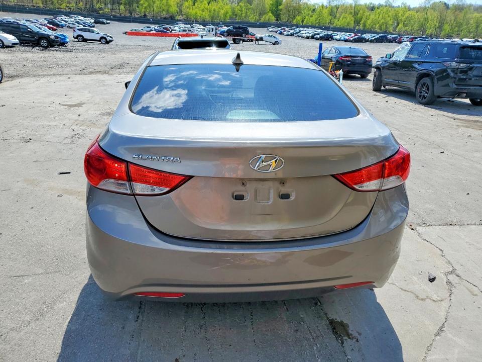 Aukcja sprzedaży 2011 Hyundai Elantra, vin: 5NPDH4AE8BH021390, numer aukcji: 51985946