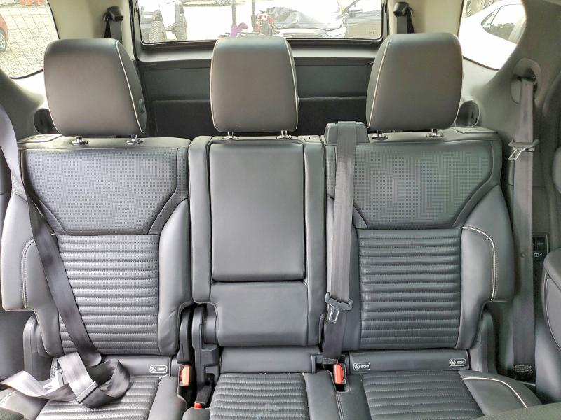 52334346 :رقم المزاد ، SALRRBBV9HA005312 vin ، 2017 Land Rover Discovery مزاد بيع
