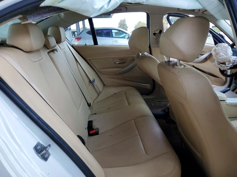 55358296 :رقم المزاد ، WBA3B1C51FK138824 vin ، 2015 Bmw 320 مزاد بيع