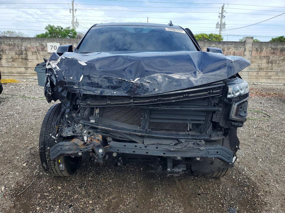 Продаж на аукціоні авто 2022 Chevrolet Suburban, vin: 1GNSKEKD9NR310478, номер лоту: 52578086