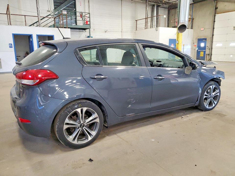 52832006 :رقم المزاد ، KNAFX5A83G5626479 vin ، 2016 Kia Forte مزاد بيع
