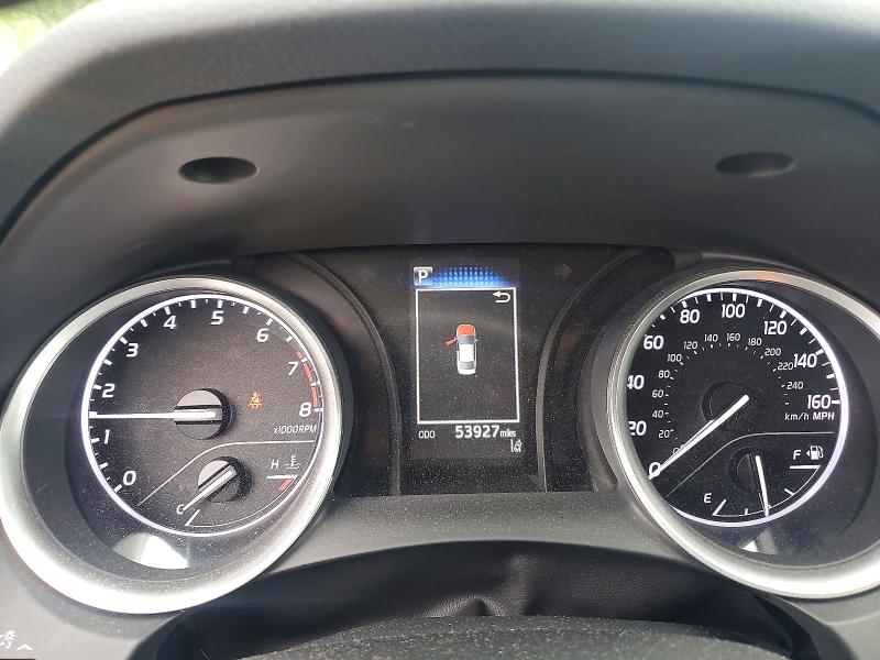 54490566 :رقم المزاد ، 4T1C11AK3MU482697 vin ، 2021 Toyota Camry مزاد بيع