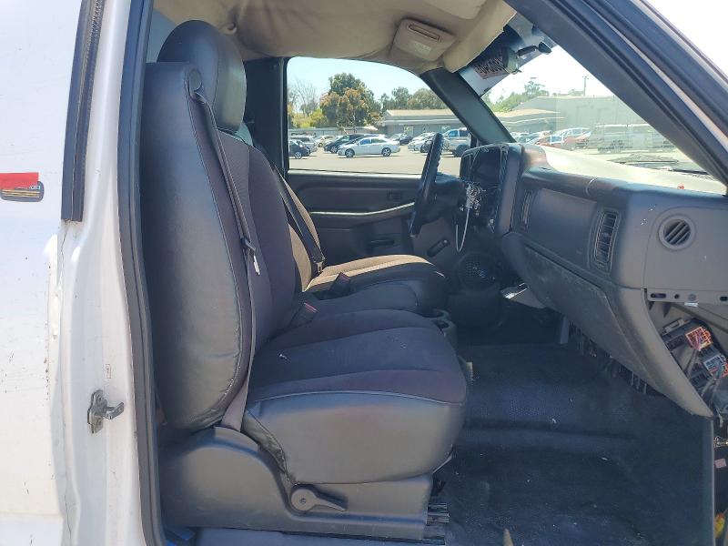 2005 Chevrolet Silverado მანქანა იყიდება აუქციონზე, vin: 1GCHC24U75E307243, აუქციონის ნომერი: 52366346