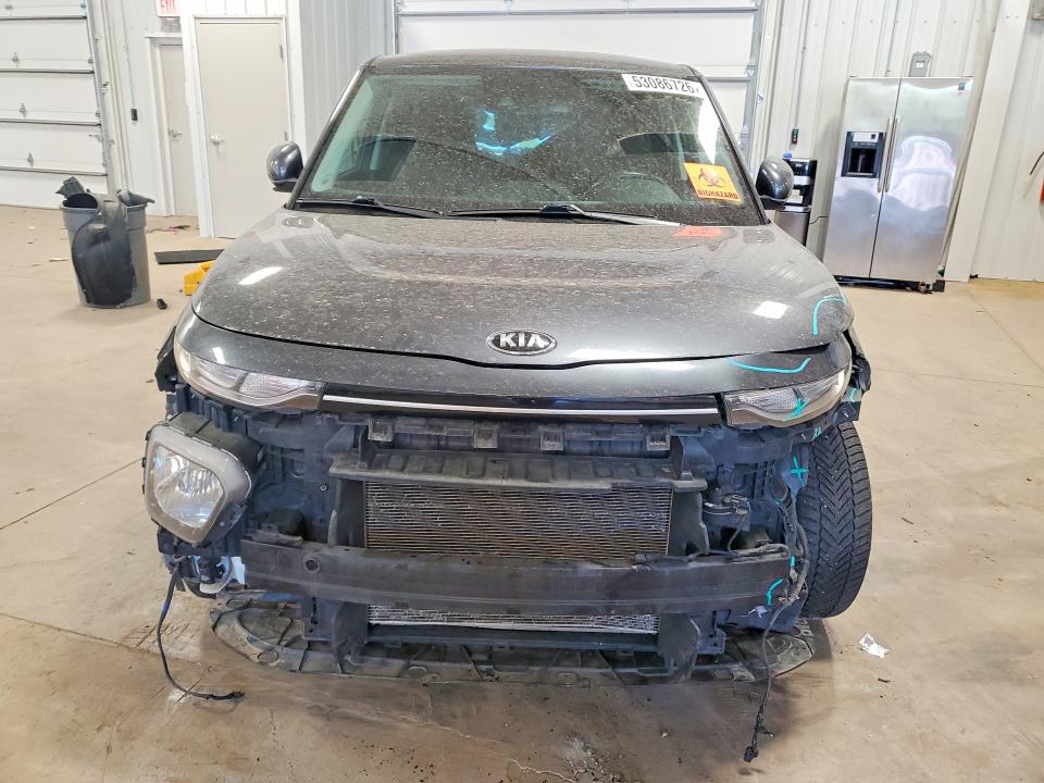 53086726 :رقم المزاد ، KNDJ33AU7M7755142 vin ، 2021 Kia Soul مزاد بيع