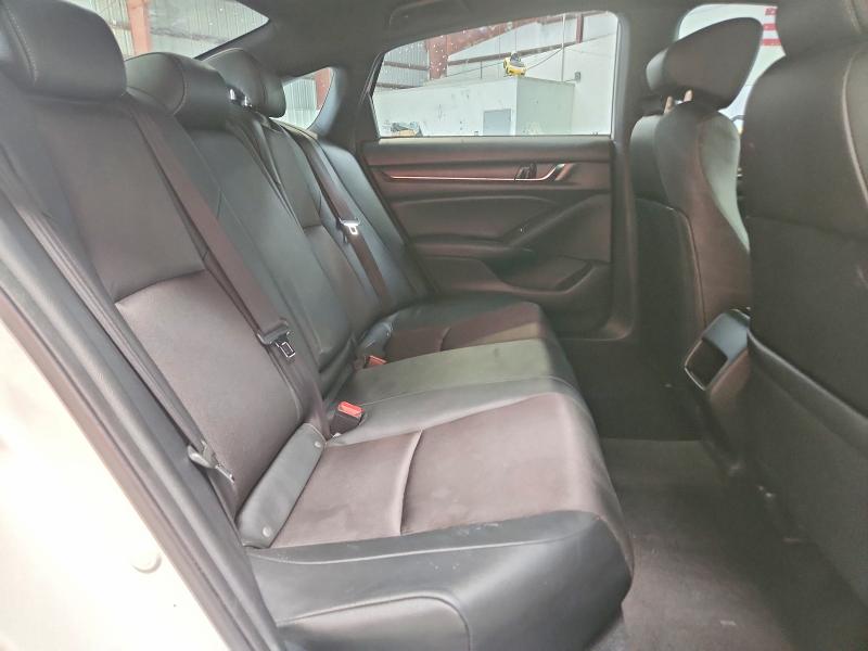 Продаж на аукціоні авто 2019 Honda Accord, vin: 1HGCV1F37KA020136, номер лоту: 53899926