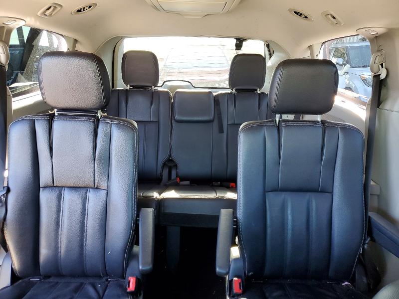 52124046 :رقم المزاد ، 2C4RC1BG6GR214599 vin ، 2016 Chrysler Town & Country مزاد بيع