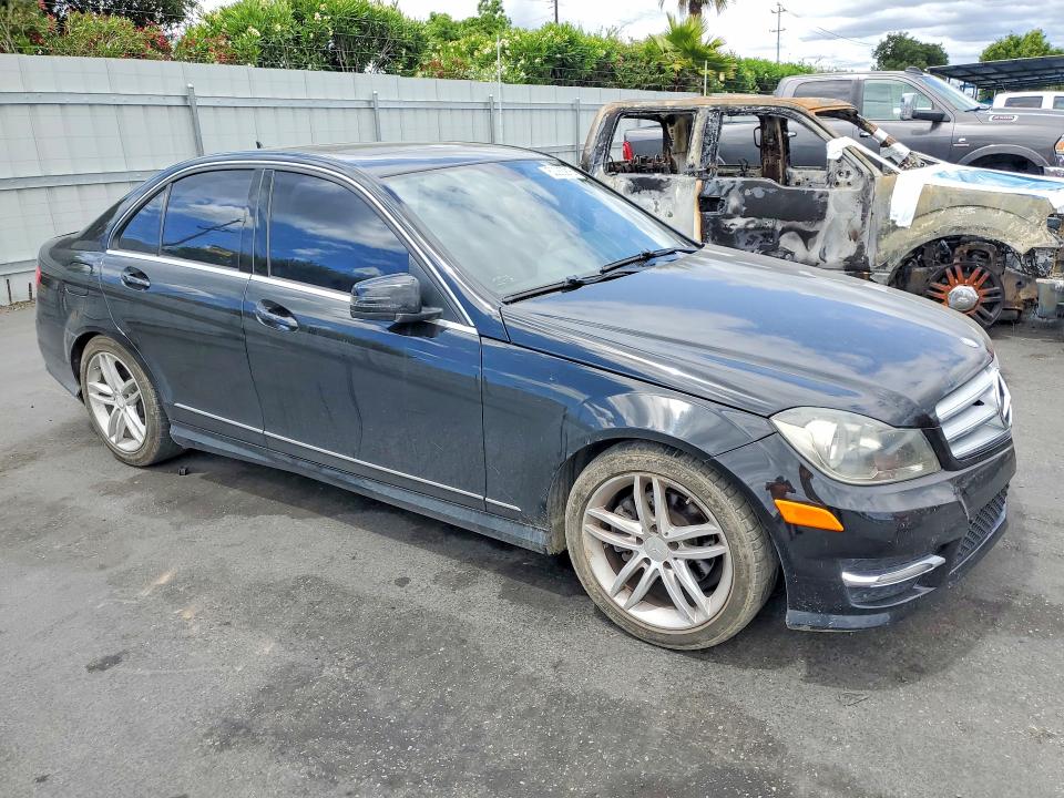Auction sale of the 2013 Mercedes-benz C, vin: WDDGF4HB8DR269509, lot number: 52363916