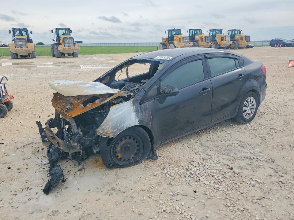 53843726 :رقم المزاد ، KNADM4A36H6026632 vin ، 2017 Kia Rio مزاد بيع