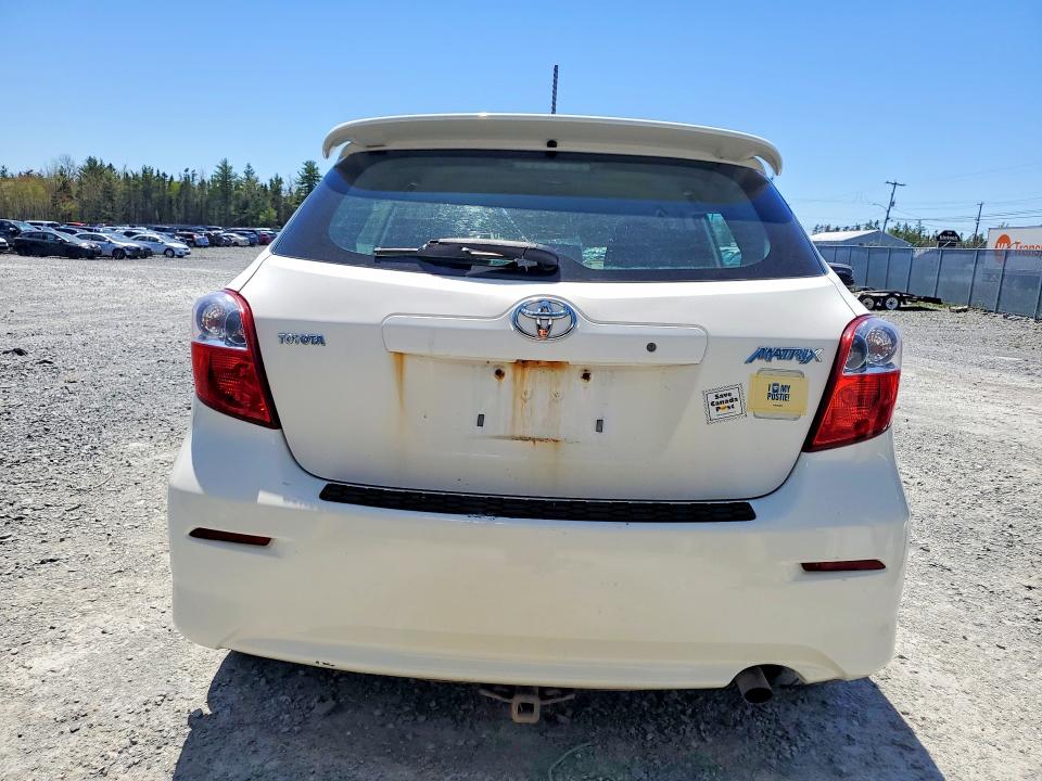 53348146 :رقم المزاد ، 2T1KU4EEXAC447547 vin ، 2010 Toyota Matrix Wagon مزاد بيع
