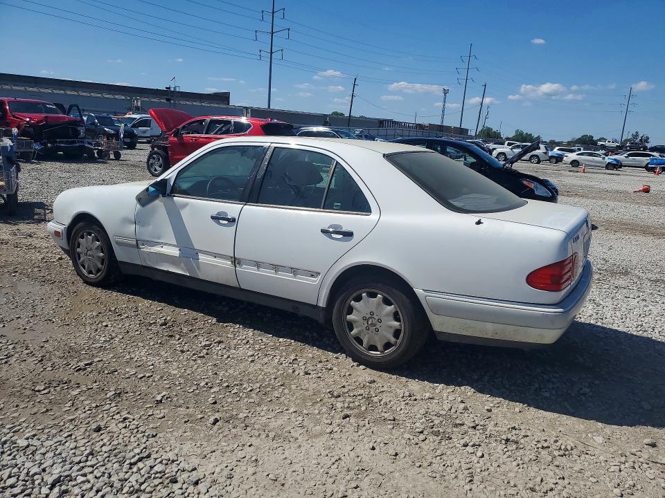 Продажа на аукционе авто 1996 Mercedes-benz E, vin: WDBJF55FXTJ003286, номер лота: 55512906