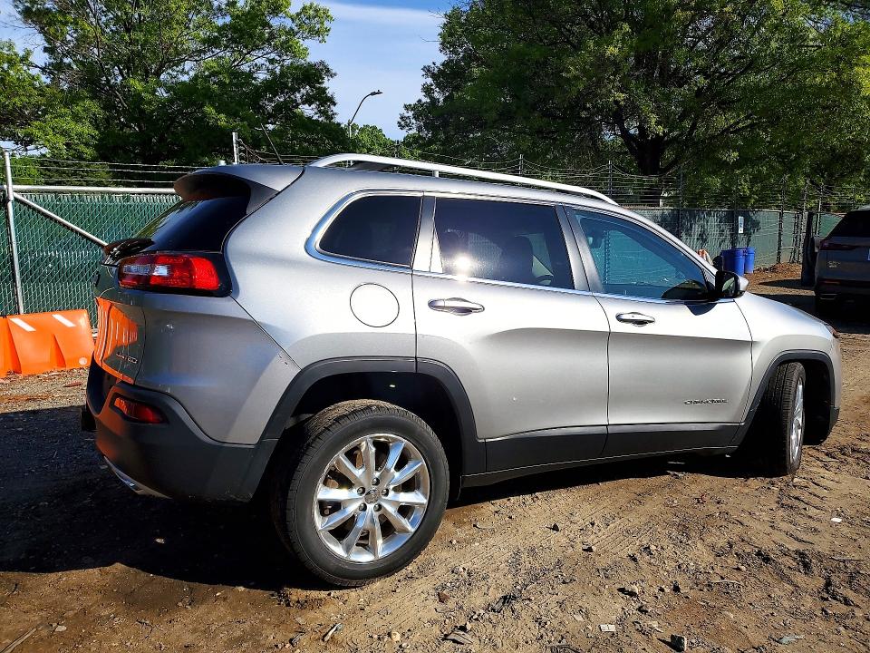 Продажа на аукционе авто 2015 Jeep Cherokee, vin: 1C4PJLDS8FW738448, номер лота: 52092376