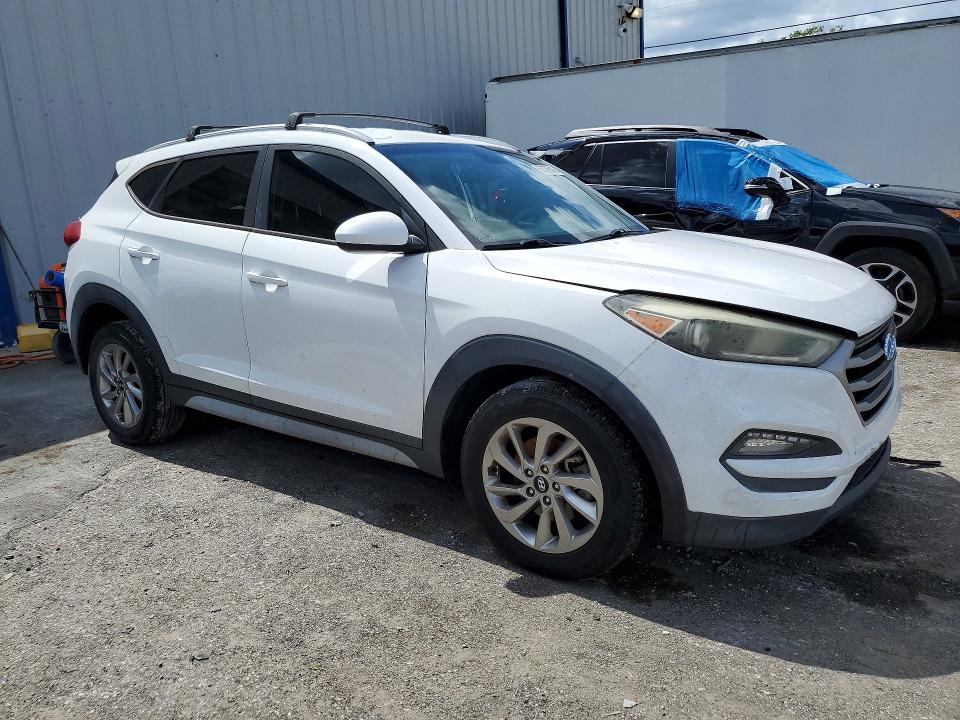 2018 Hyundai Tucson მანქანა იყიდება აუქციონზე, vin: KM8J33A41JU667177, აუქციონის ნომერი: 53739546