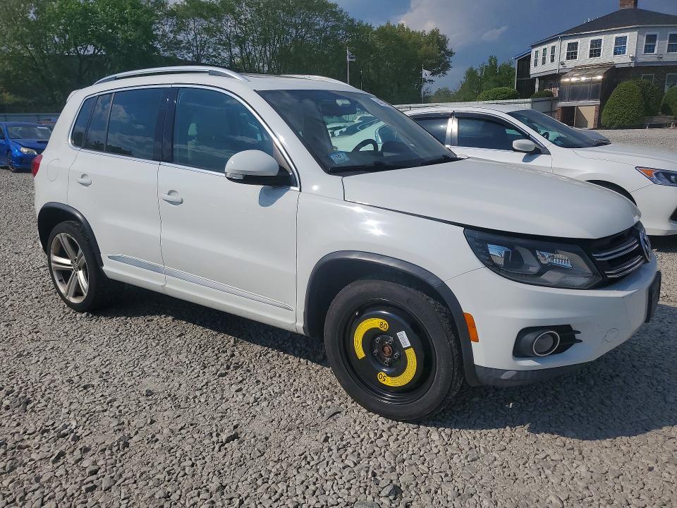 54224566 :رقم المزاد ، WVGBV7AX9FW603402 vin ، 2015 Volkswagen Tiguan مزاد بيع