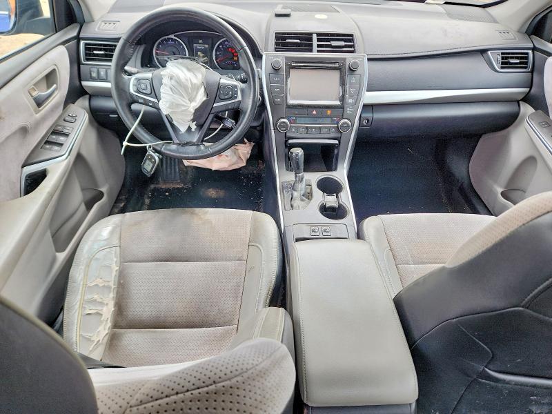 54608646 :رقم المزاد ، 4T1BF1FK0FU936302 vin ، 2015 Toyota Camry مزاد بيع
