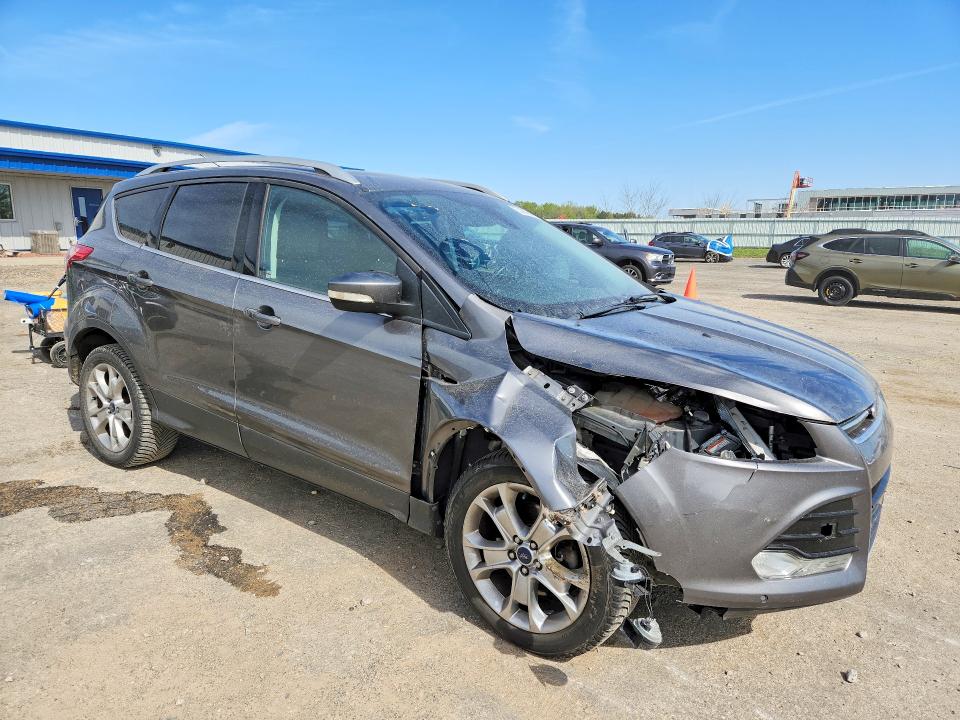 52868846 :رقم المزاد ، 1FMCU0J90EUD63960 vin ، 2014 Ford Escape مزاد بيع