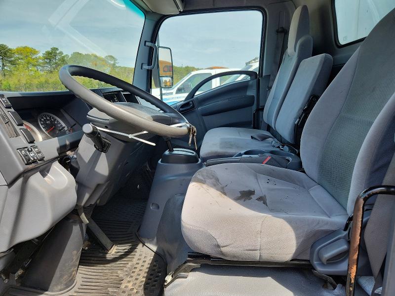 53855316 :رقم المزاد ، JALE5W162J7900225 vin ، 2018 Isuzu Nqr مزاد بيع