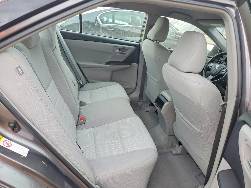 53364576 :رقم المزاد ، 4T1BF1FK8HU792436 vin ، 2017 Toyota Camry مزاد بيع