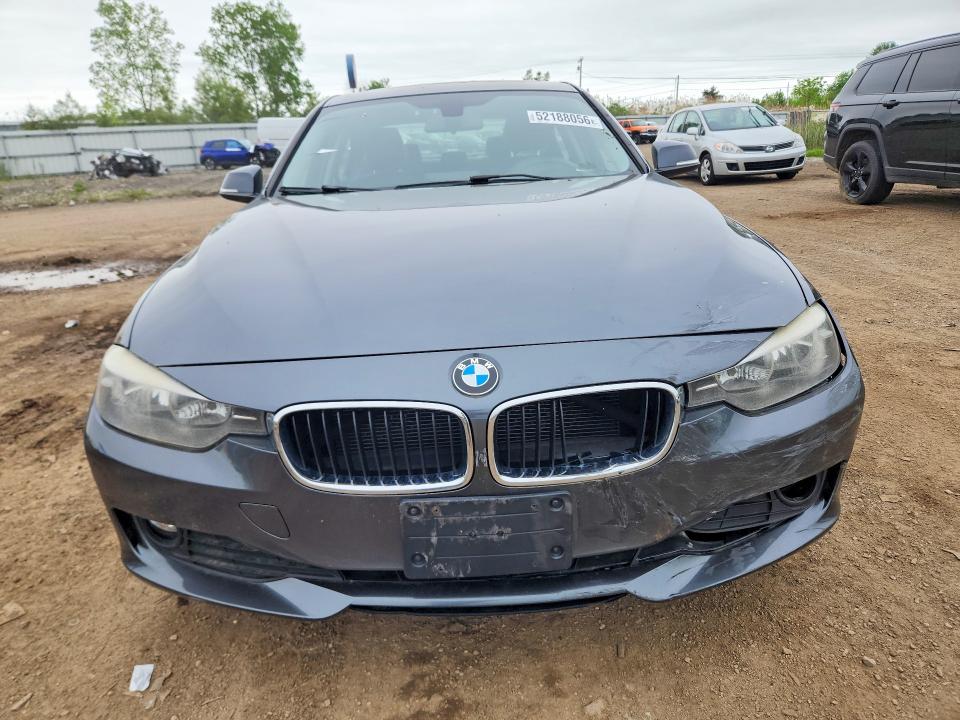 52188056 :رقم المزاد ، WBA3C3C53EF987319 vin ، 2014 Bmw 320 مزاد بيع
