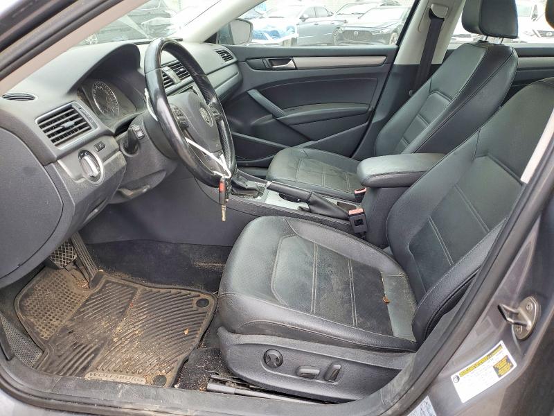 2014 Volkswagen Passat მანქანა იყიდება აუქციონზე, vin: 1VWBT7A30EC107831, აუქციონის ნომერი: 52311166