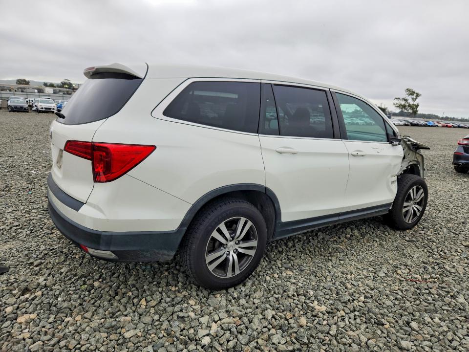 52420146 :رقم المزاد ، 5FNYF5H59GB027420 vin ، 2016 Honda Pilot مزاد بيع