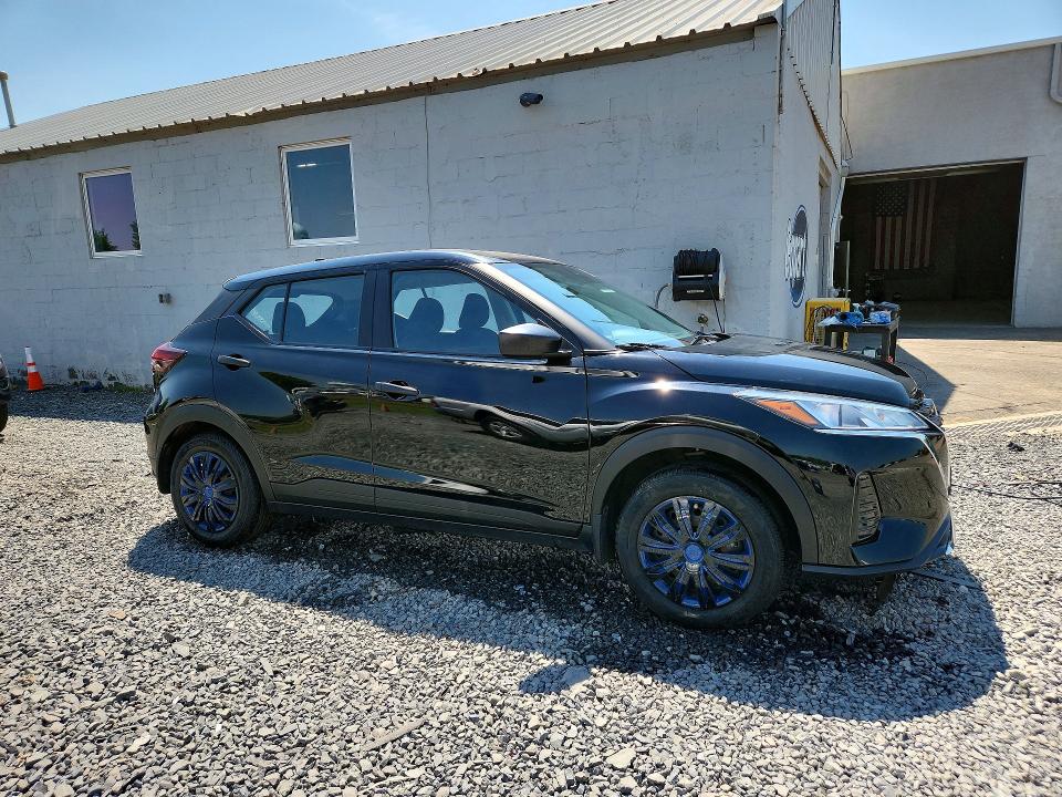 54060476 :رقم المزاد ، 3N1CP5BV8PL570391 vin ، 2023 Nissan Kicks مزاد بيع